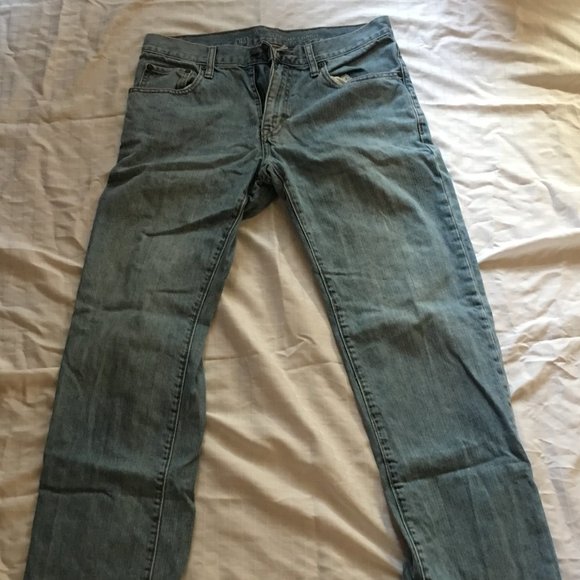 One (1) Pair Old Navy Straight Light Blue Jeans - Picture 1 of 2